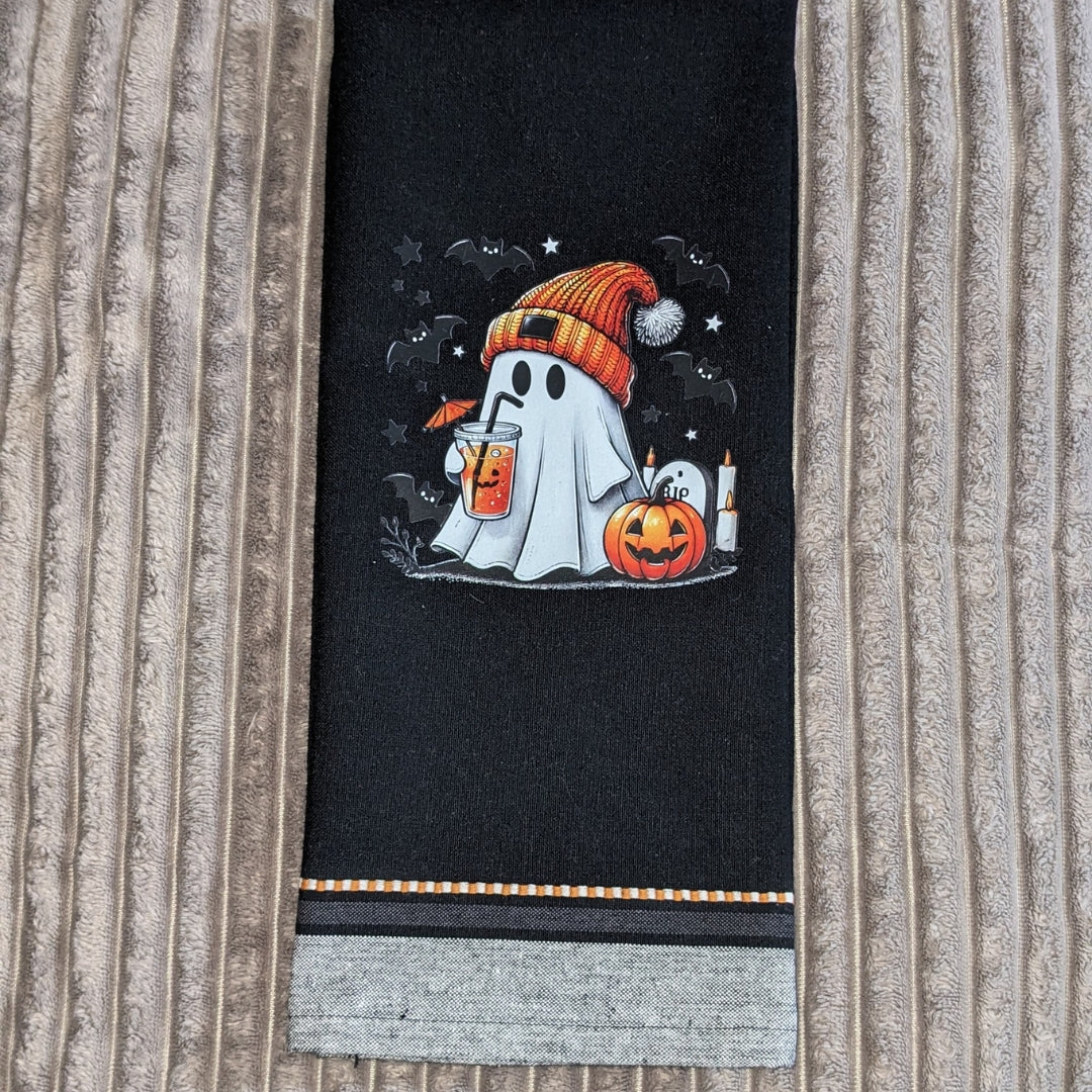 Beautifully stitched quilt with modern design