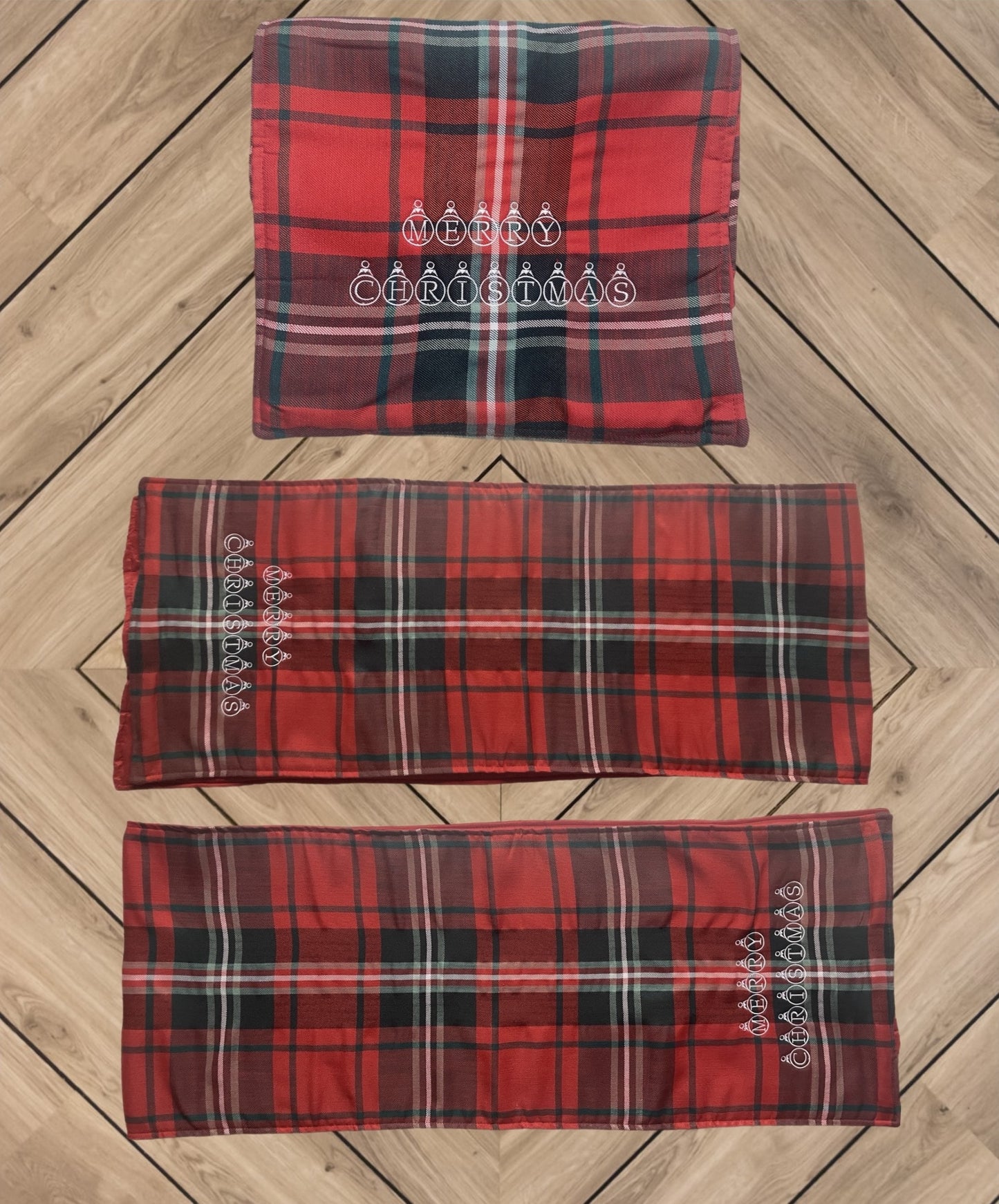 Table Runner-Machine Embroidered-Red & Green Plaid-Christmas